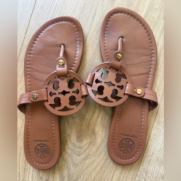 Tory Burch Shoes - Tory Burch Miller Thong in Almond Flour, Size 7